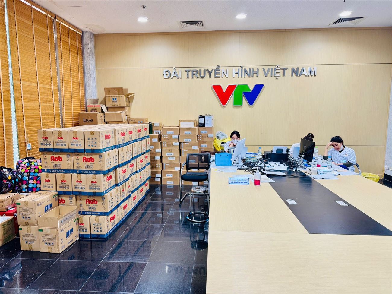 AAB Group - Sustainable Future Chung tay cùng Đoàn Thanh Niên Đài Truyền Hình Việt Nam - VTV hỗ trợ bà con vùng lũ Phú Yên - Đắk Lắk